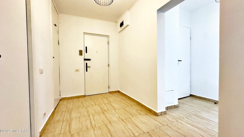 Constanta- km 4-5 - apartament 3 camere - confort 0 - comision 0%